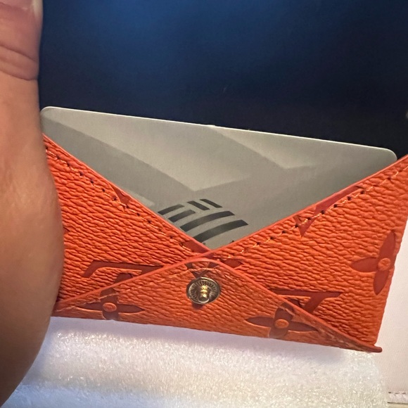 Card holder - Picture 4 of 5